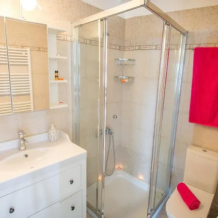 Jiulita Βίλα Τσουκαλάδες