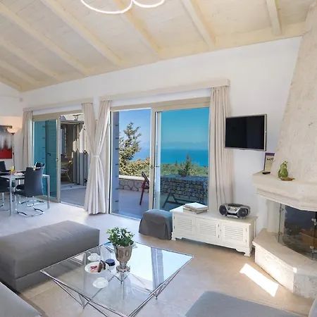 Jiulita * Tsoukaladhes